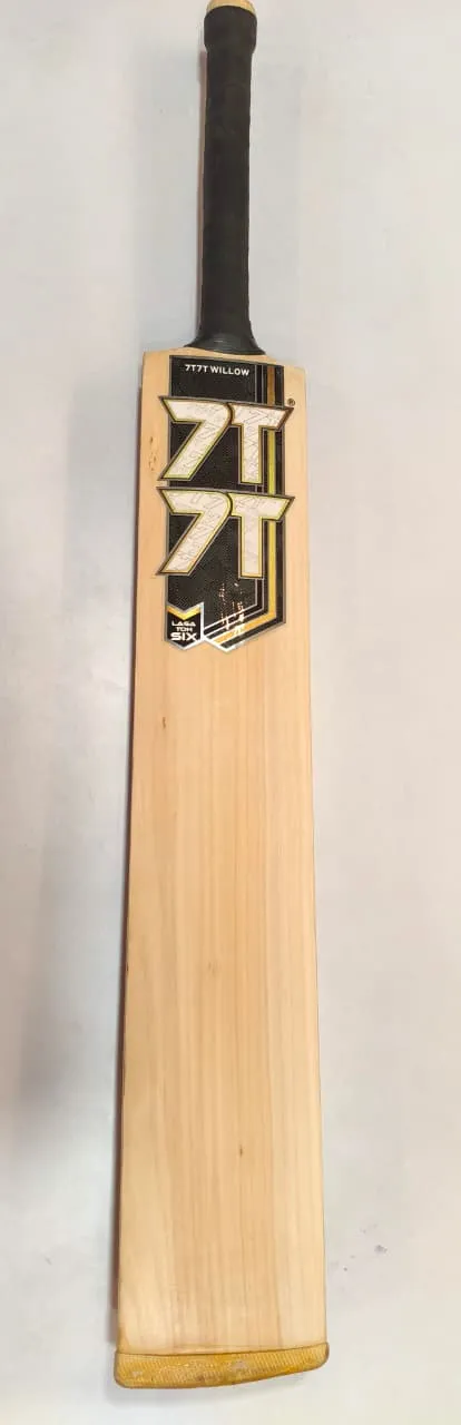 Gold Edition Cricket Bat View 3